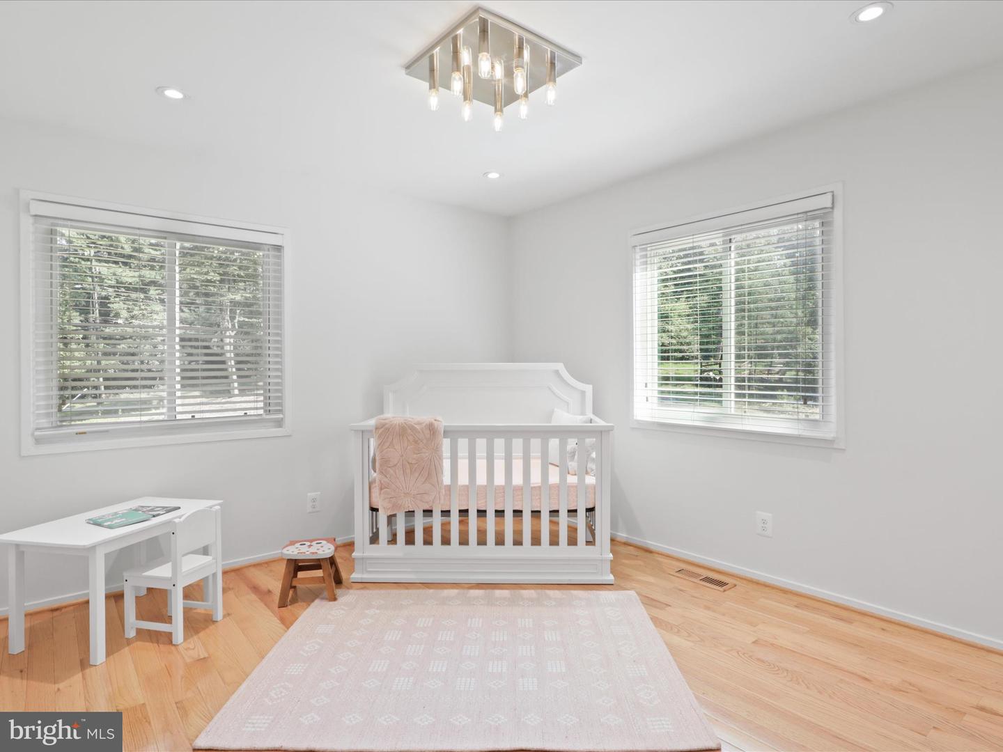 11709 VALE RD, OAKTON, Virginia 22124, 5 Bedrooms Bedrooms, ,3 BathroomsBathrooms,Residential,For sale,11709 VALE RD,VAFX2239330 MLS # VAFX2239330