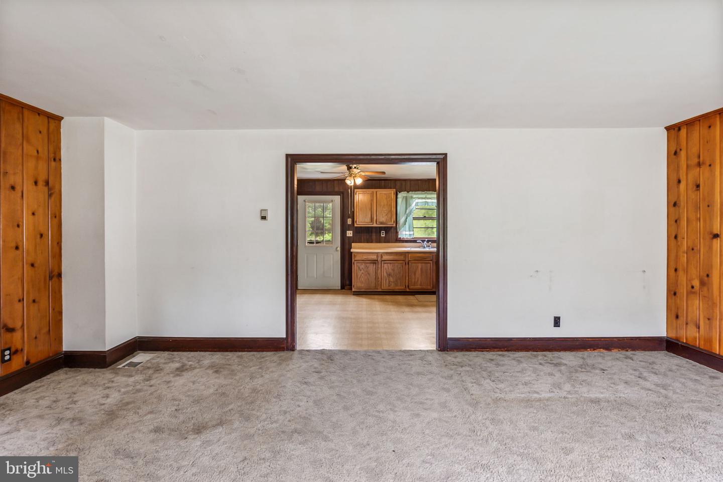 7166 FREDERICKSBURG TPKE, WOODFORD, Virginia 22580, 2 Bedrooms Bedrooms, 6 Rooms Rooms,1 BathroomBathrooms,Residential,For sale,7166 FREDERICKSBURG TPKE,VACV2008112 MLS # VACV2008112
