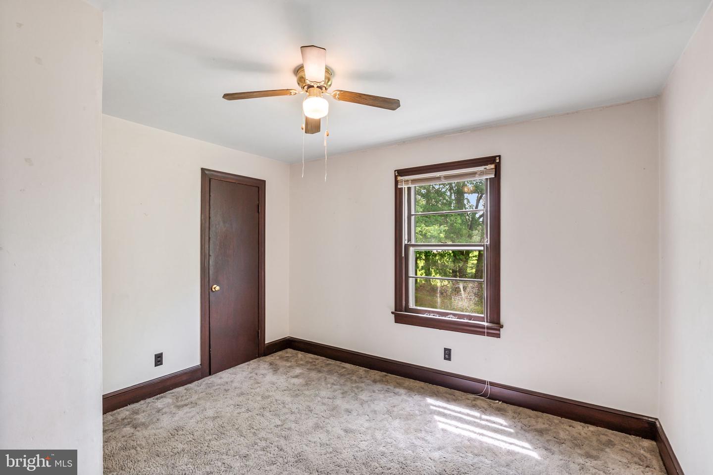 7166 FREDERICKSBURG TPKE, WOODFORD, Virginia 22580, 2 Bedrooms Bedrooms, 6 Rooms Rooms,1 BathroomBathrooms,Residential,For sale,7166 FREDERICKSBURG TPKE,VACV2008112 MLS # VACV2008112