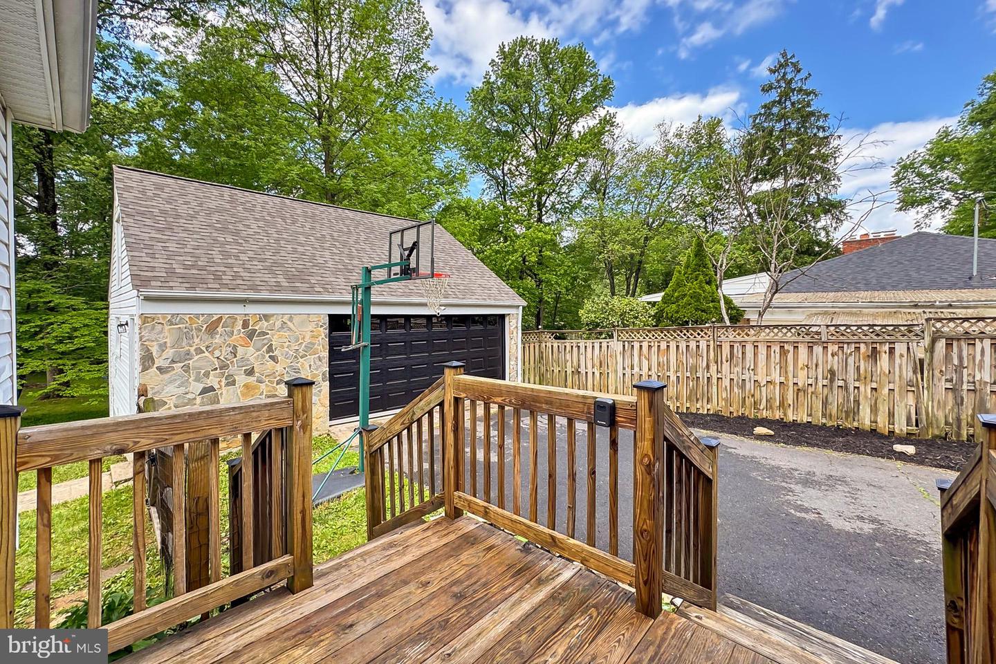 3064 HOLMES RUN RD, FALLS CHURCH, Virginia 22042, 3 Bedrooms Bedrooms, ,3 BathroomsBathrooms,Residential,For sale,3064 HOLMES RUN RD,VAFX2239350 MLS # VAFX2239350