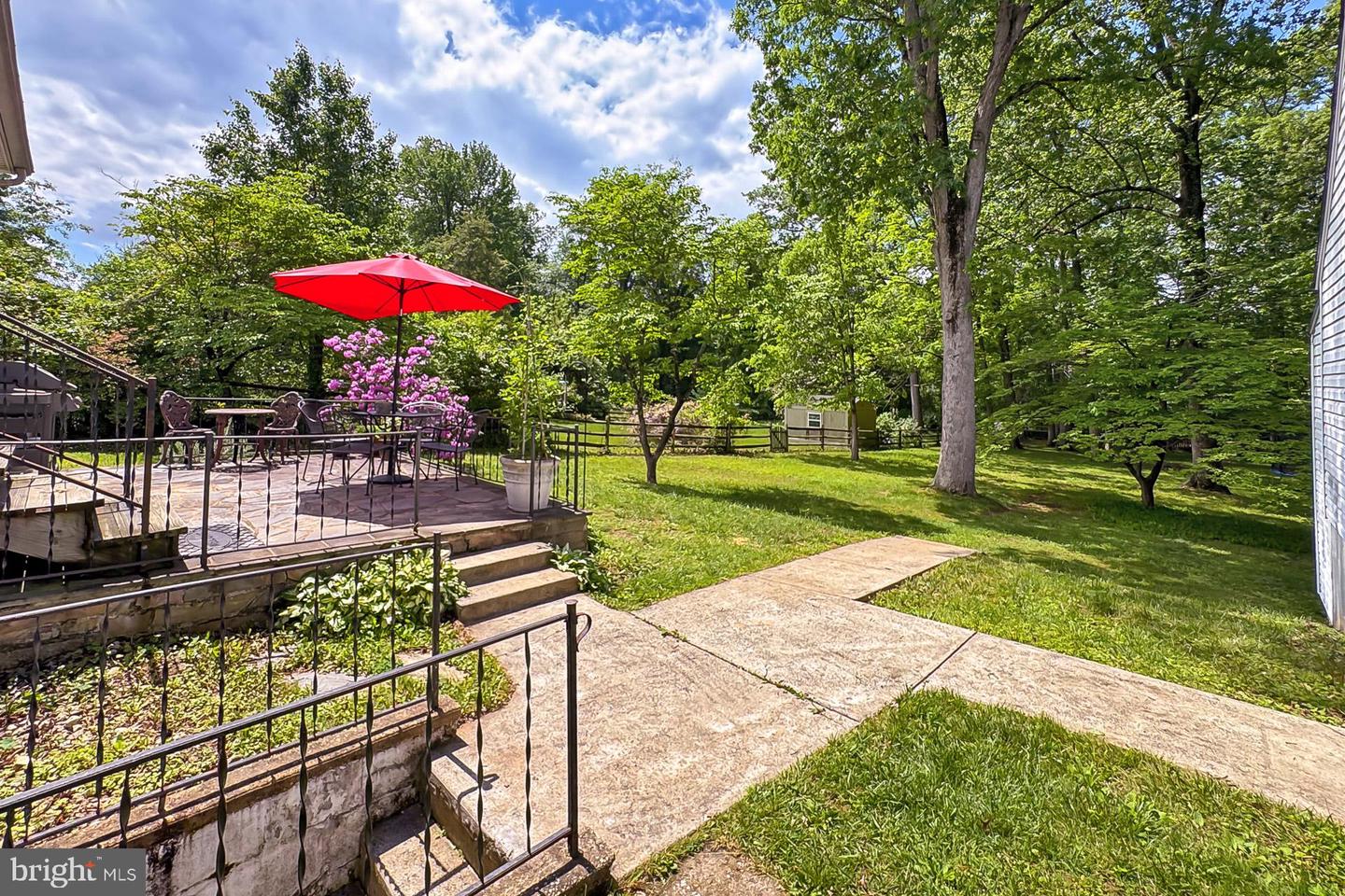 3064 HOLMES RUN RD, FALLS CHURCH, Virginia 22042, 3 Bedrooms Bedrooms, ,3 BathroomsBathrooms,Residential,For sale,3064 HOLMES RUN RD,VAFX2239350 MLS # VAFX2239350