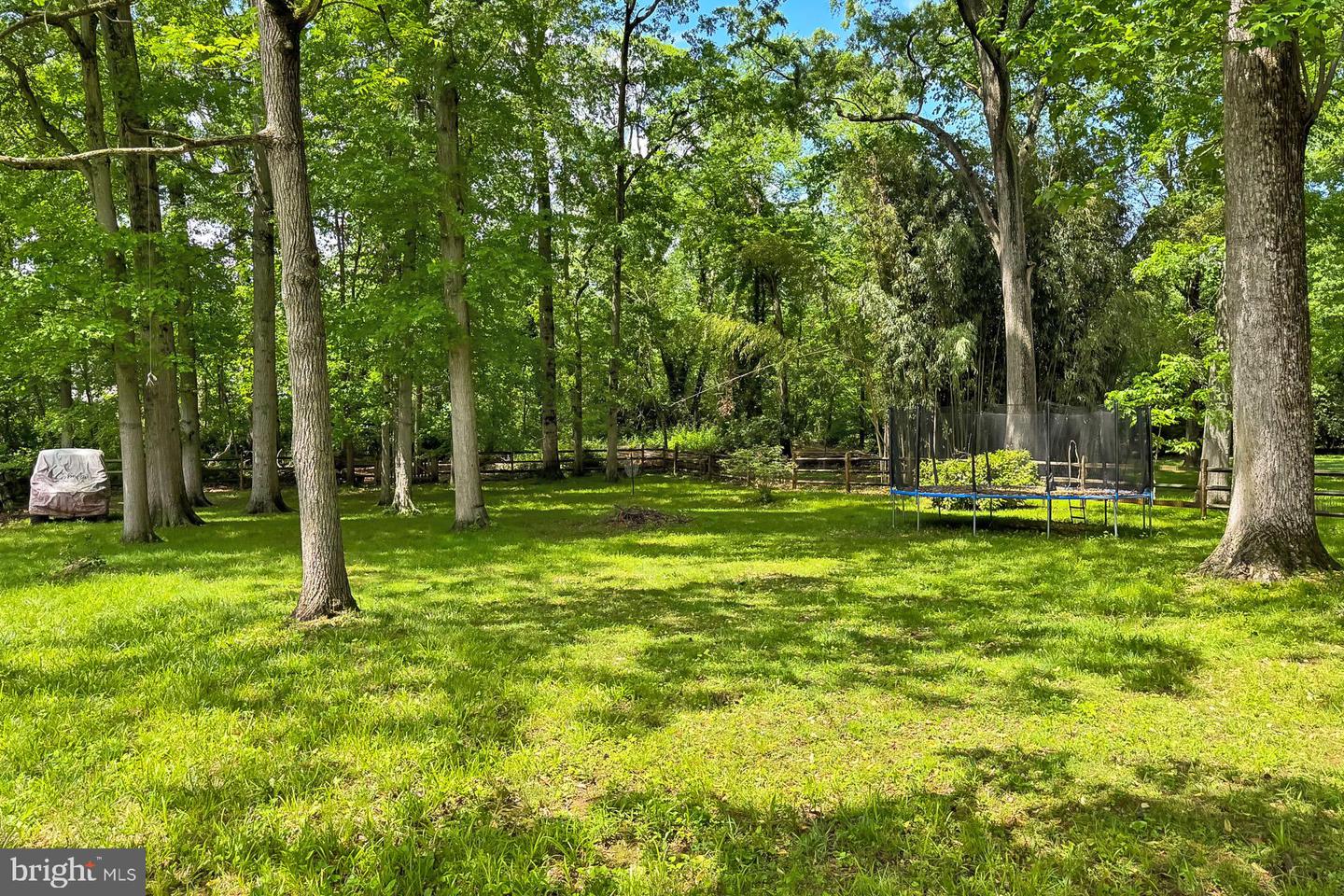 3064 HOLMES RUN RD, FALLS CHURCH, Virginia 22042, 3 Bedrooms Bedrooms, ,3 BathroomsBathrooms,Residential,For sale,3064 HOLMES RUN RD,VAFX2239350 MLS # VAFX2239350