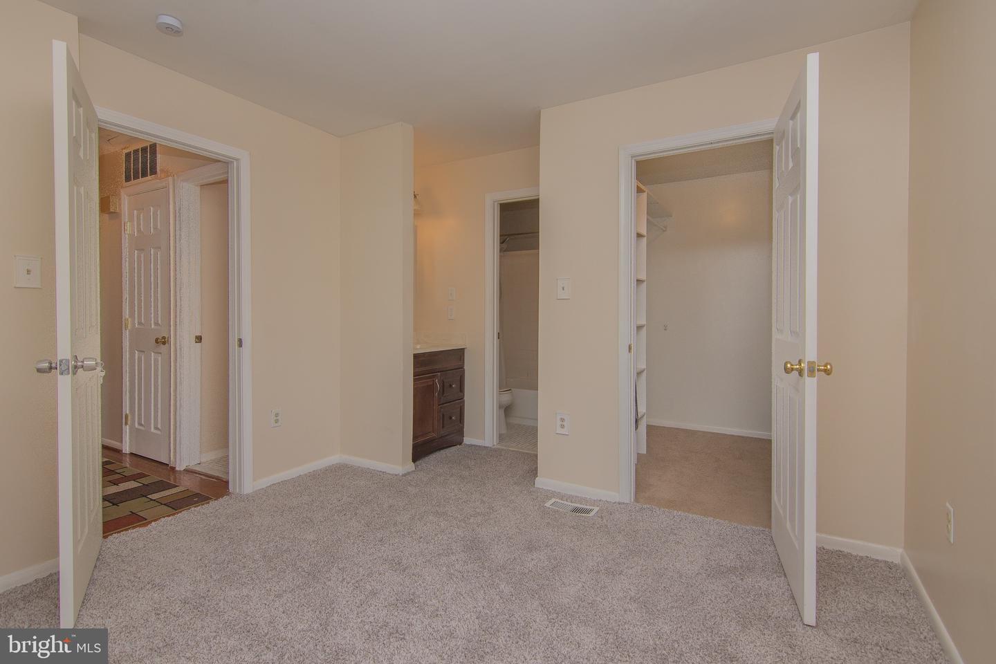 5941 PLUMWOOD LN, WOODBRIDGE, Virginia 22193, 4 Bedrooms Bedrooms, ,3 BathroomsBathrooms,Residential,For sale,5941 PLUMWOOD LN,VAPW2094194 MLS # VAPW2094194