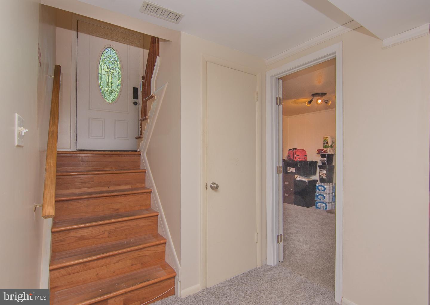 5941 PLUMWOOD LN, WOODBRIDGE, Virginia 22193, 4 Bedrooms Bedrooms, ,3 BathroomsBathrooms,Residential,For sale,5941 PLUMWOOD LN,VAPW2094194 MLS # VAPW2094194