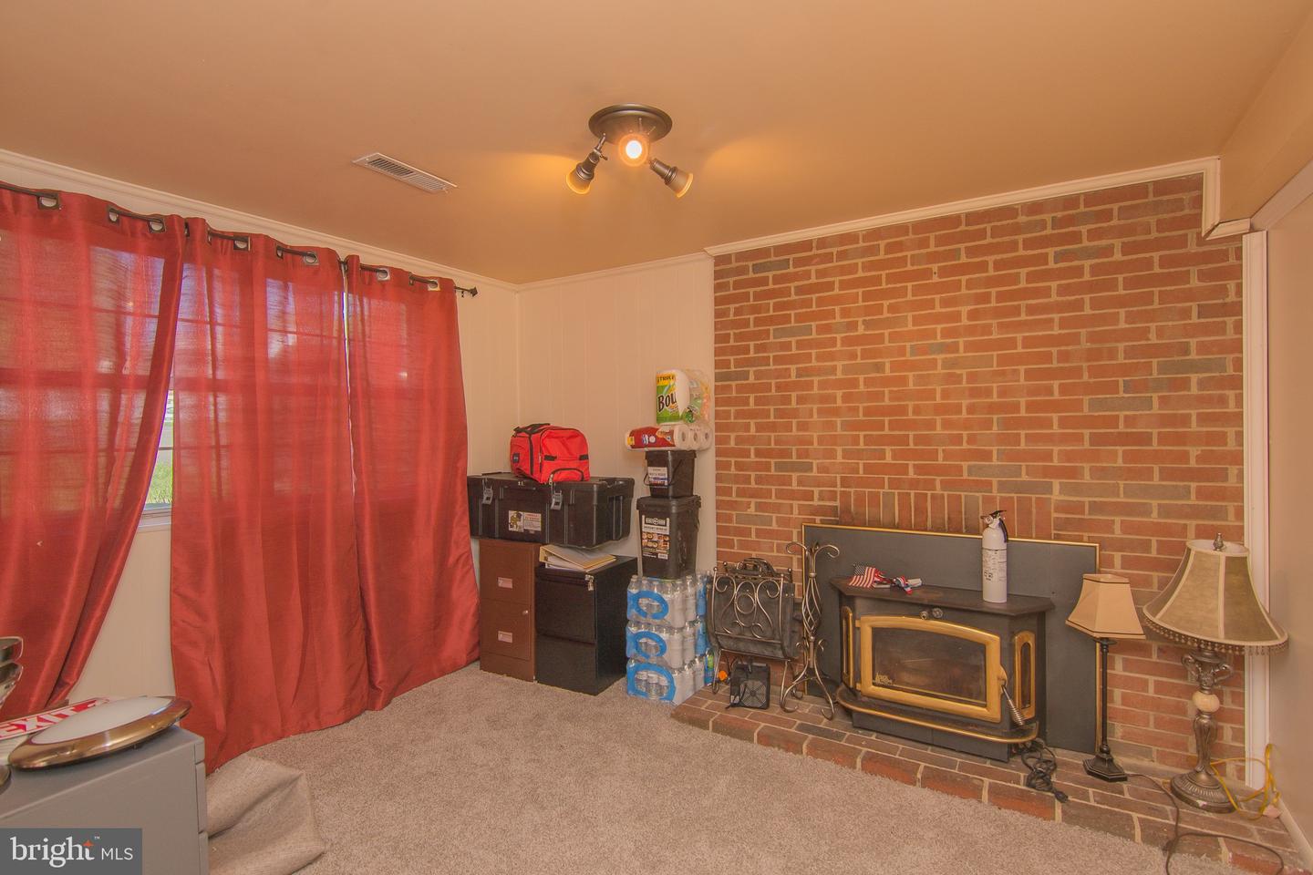 5941 PLUMWOOD LN, WOODBRIDGE, Virginia 22193, 4 Bedrooms Bedrooms, ,3 BathroomsBathrooms,Residential,For sale,5941 PLUMWOOD LN,VAPW2094194 MLS # VAPW2094194