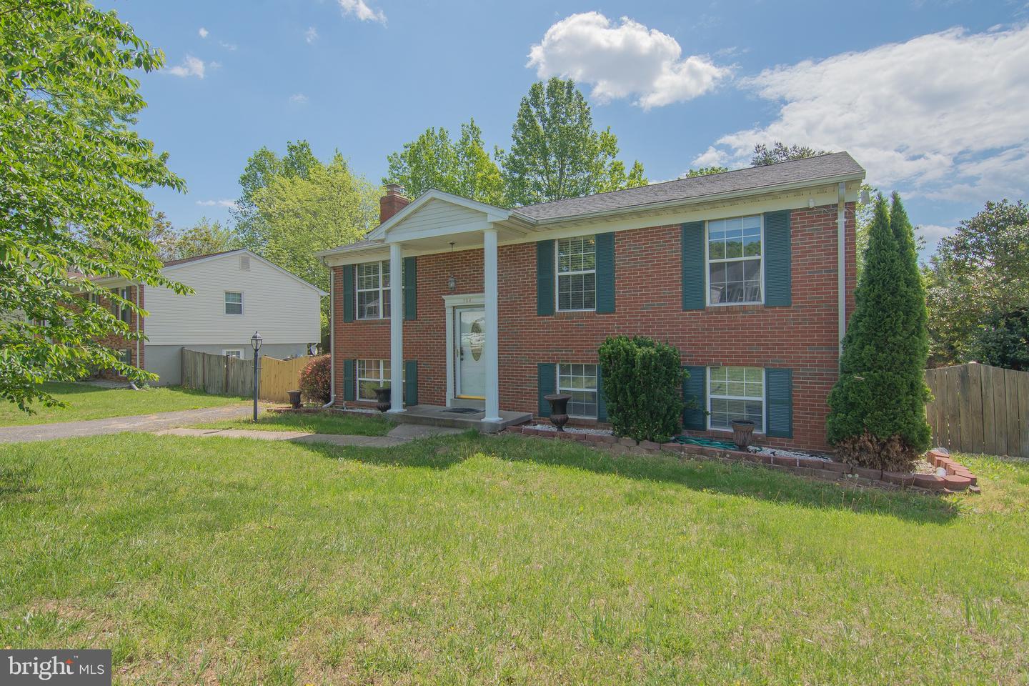 5941 PLUMWOOD LN, WOODBRIDGE, Virginia 22193, 4 Bedrooms Bedrooms, ,3 BathroomsBathrooms,Residential,For sale,5941 PLUMWOOD LN,VAPW2094194 MLS # VAPW2094194