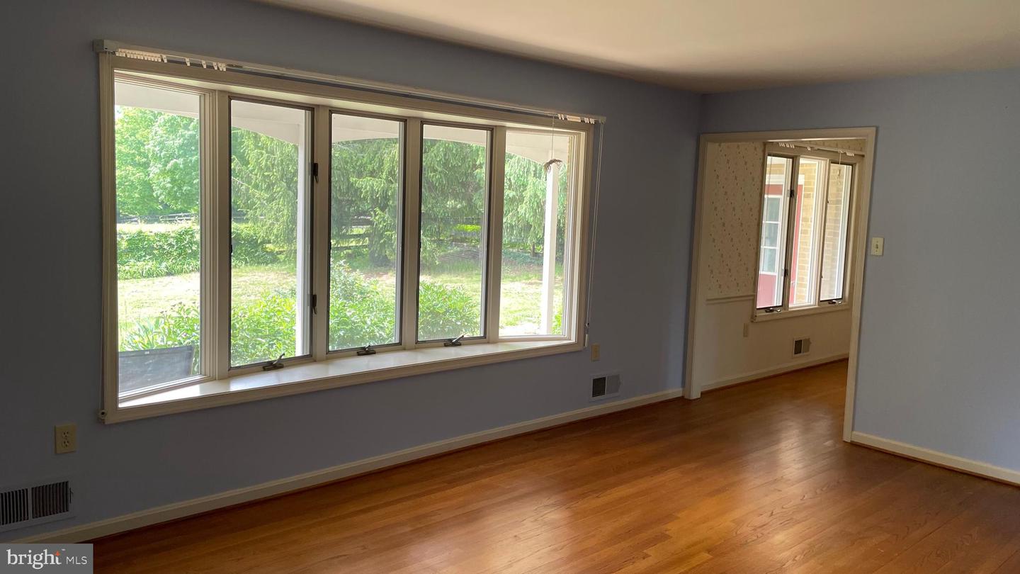 19240 WALSH FARM LN, BLUEMONT, Virginia 20135, 4 Bedrooms Bedrooms, ,2 BathroomsBathrooms,Residential,For sale,19240 WALSH FARM LN,VALO2095834 MLS # VALO2095834