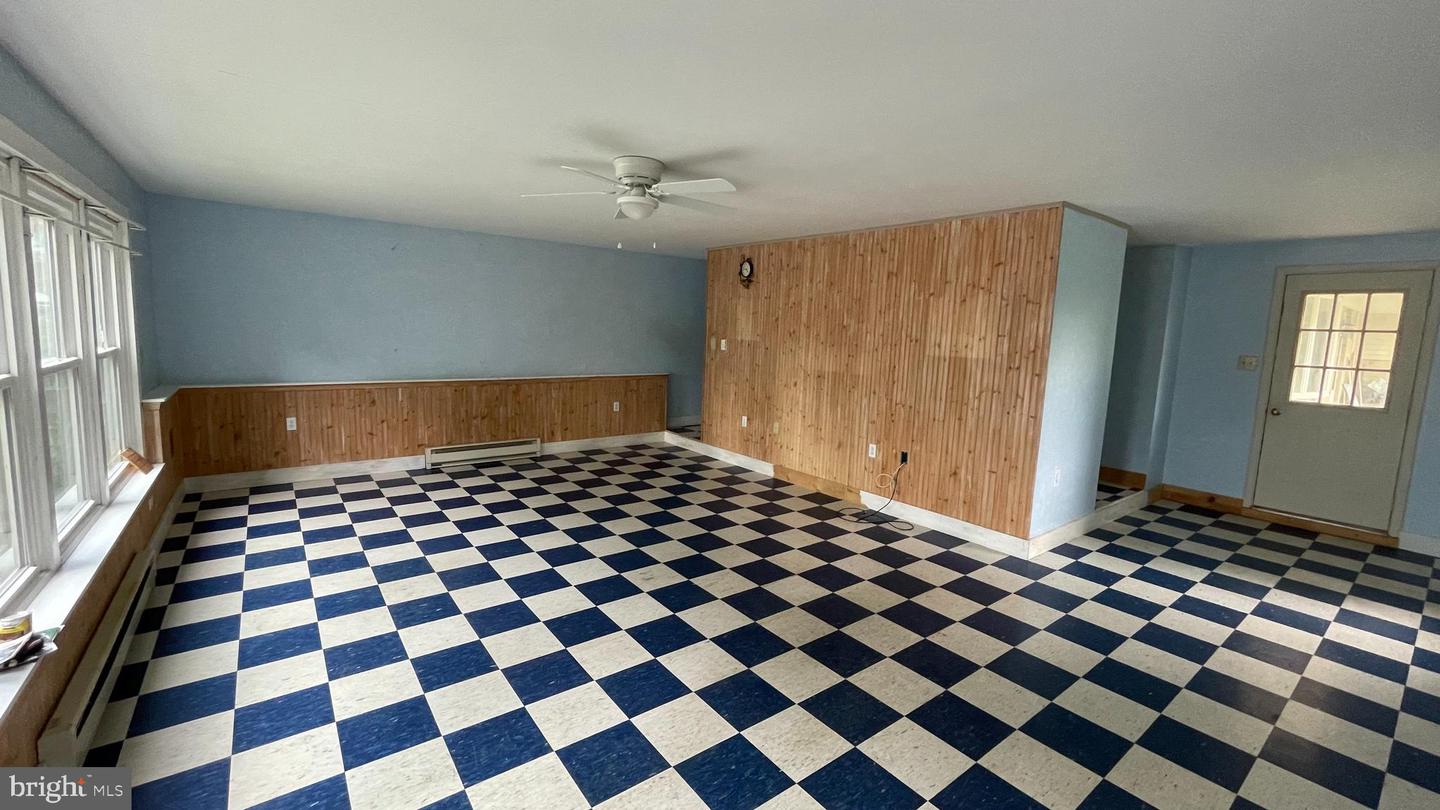 19240 WALSH FARM LN, BLUEMONT, Virginia 20135, 4 Bedrooms Bedrooms, ,2 BathroomsBathrooms,Residential,For sale,19240 WALSH FARM LN,VALO2095834 MLS # VALO2095834