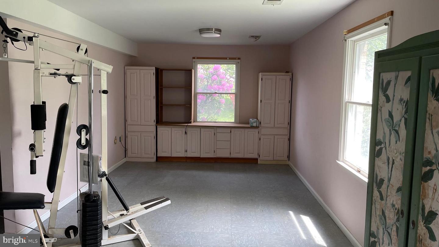 19240 WALSH FARM LN, BLUEMONT, Virginia 20135, 4 Bedrooms Bedrooms, ,2 BathroomsBathrooms,Residential,For sale,19240 WALSH FARM LN,VALO2095834 MLS # VALO2095834
