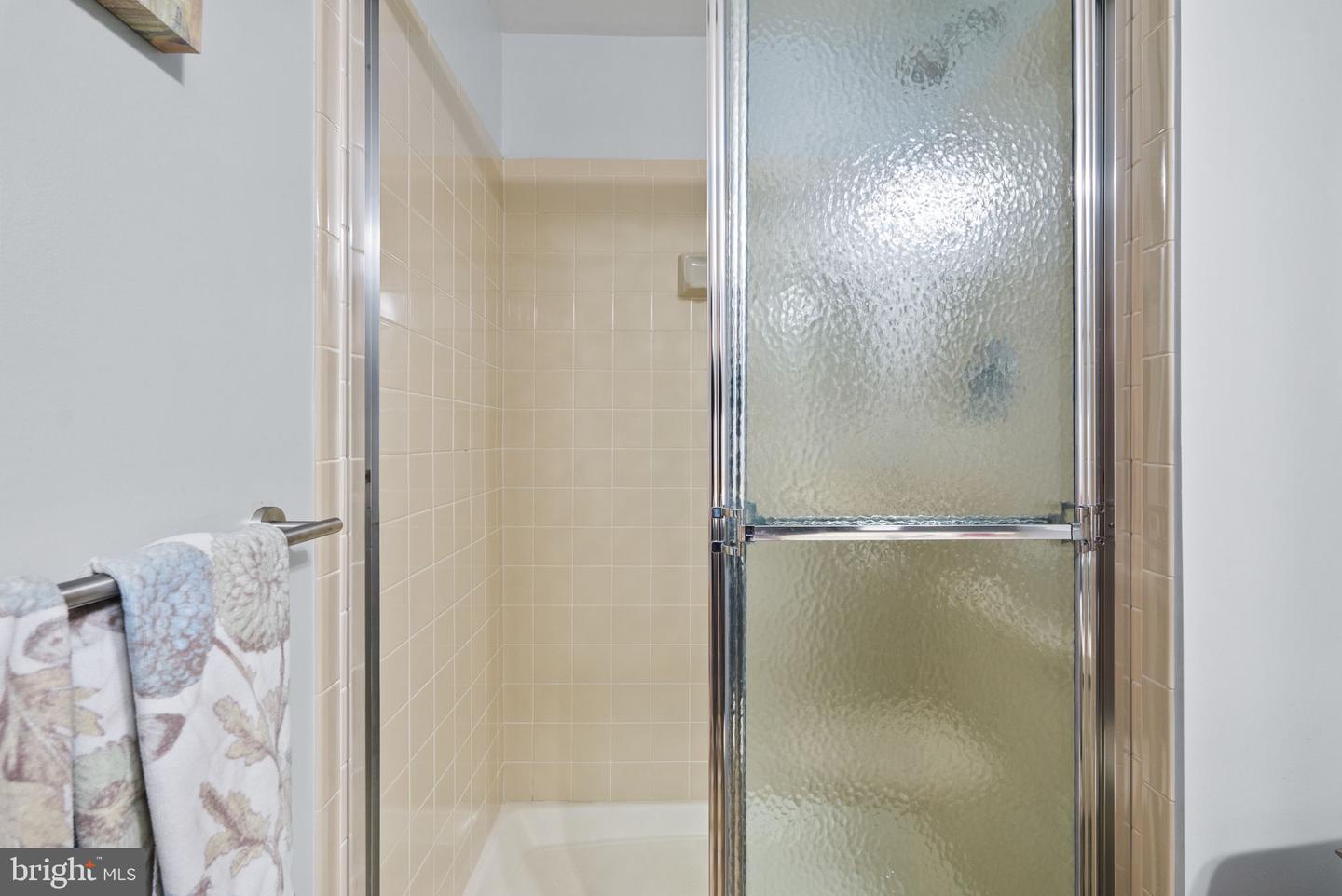 6028 KESTNER CIR, ALEXANDRIA, Virginia 22315, 3 Bedrooms Bedrooms, ,3 BathroomsBathrooms,Residential,For sale,6028 KESTNER CIR,VAFX2239492 MLS # VAFX2239492