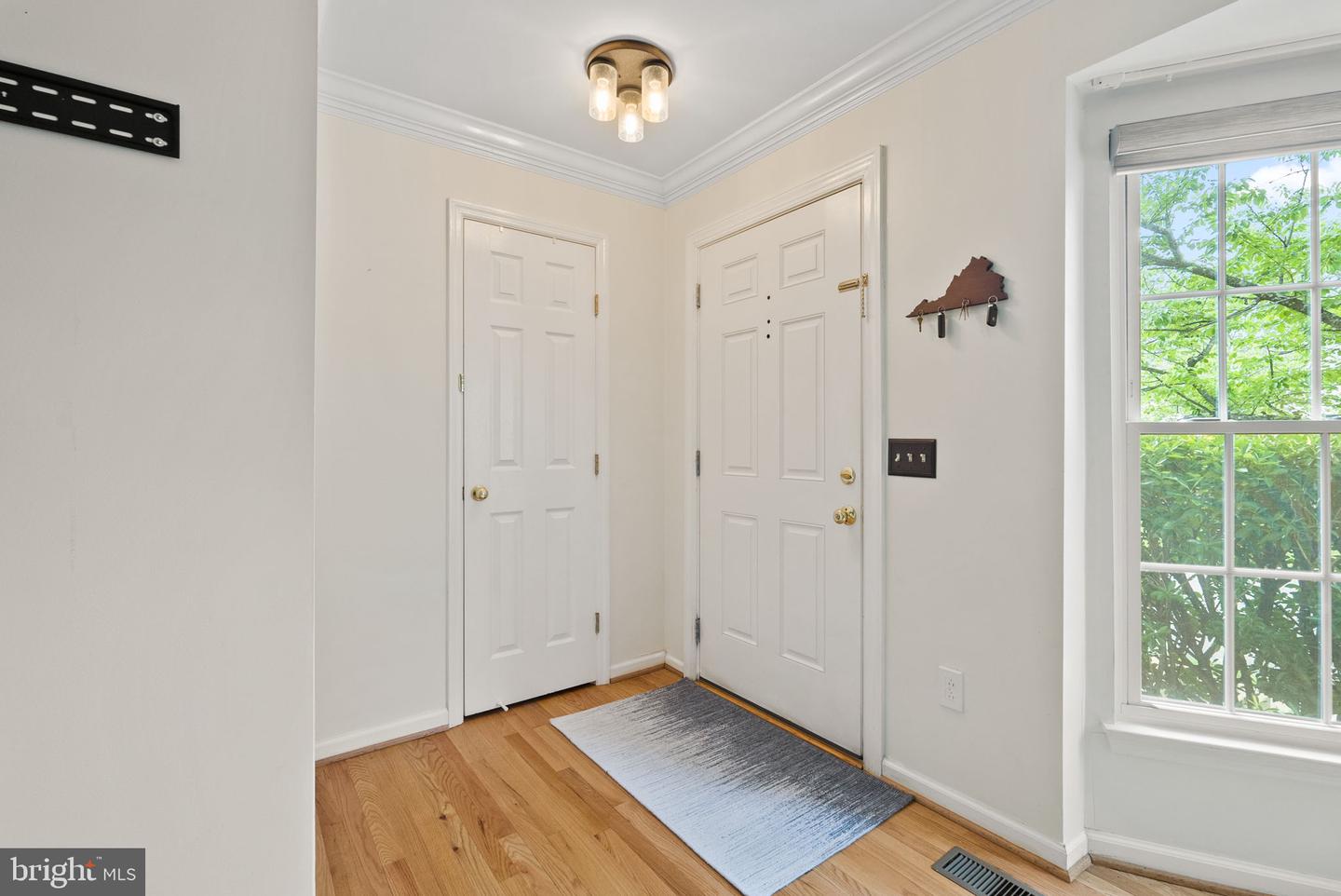 6028 KESTNER CIR, ALEXANDRIA, Virginia 22315, 3 Bedrooms Bedrooms, ,3 BathroomsBathrooms,Residential,For sale,6028 KESTNER CIR,VAFX2239492 MLS # VAFX2239492