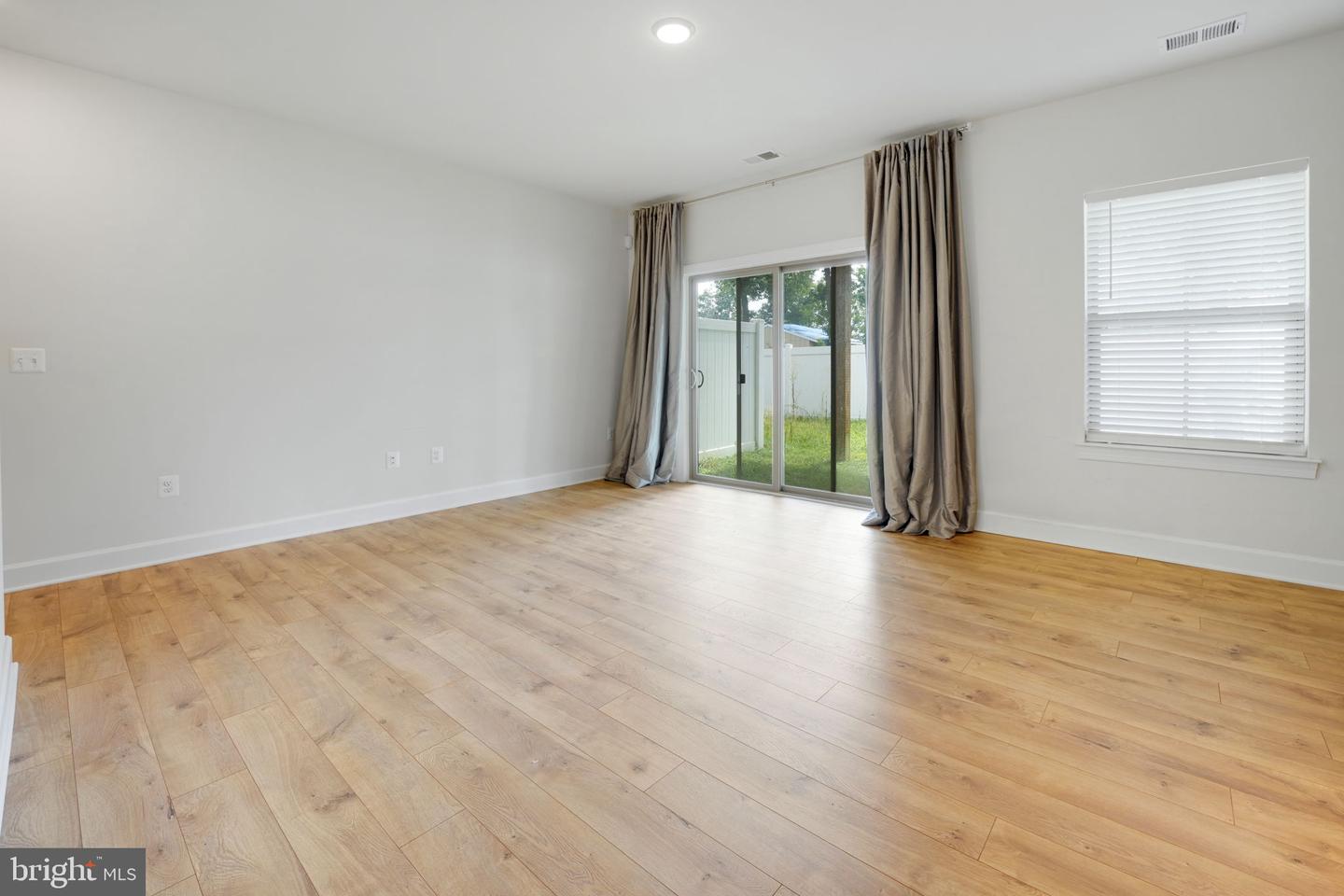 45399 DAVENO SQ, STERLING, Virginia 20164, 3 Bedrooms Bedrooms, ,3 BathroomsBathrooms,Residential,For sale,45399 DAVENO SQ,VALO2095858 MLS # VALO2095858