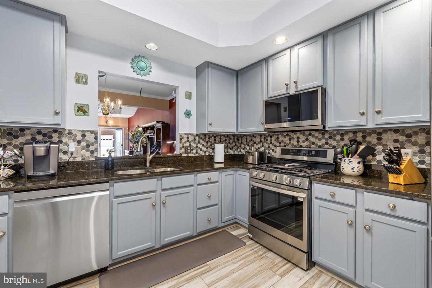 7005 SUMMIT LN, FREDERICKSBURG, Virginia 22407, 2 Bedrooms Bedrooms, ,2 BathroomsBathrooms,Residential,For sale,7005 SUMMIT LN,VASP2032940 MLS # VASP2032940