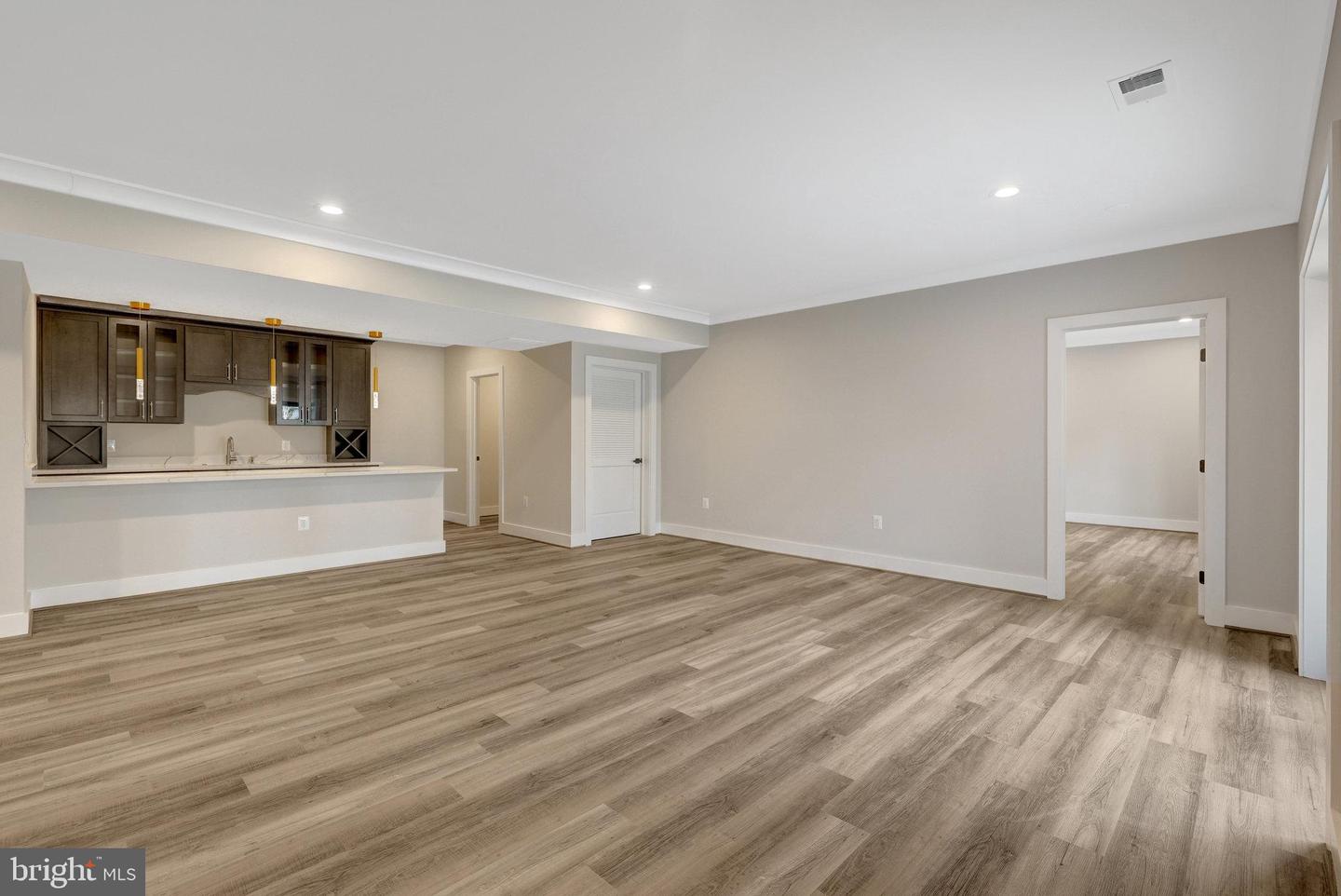 7916 LEWINSVILLE RD, MCLEAN, Virginia 22102, 6 Bedrooms Bedrooms, ,6 BathroomsBathrooms,Residential,For sale,7916 LEWINSVILLE RD,VAFX2239420 MLS # VAFX2239420