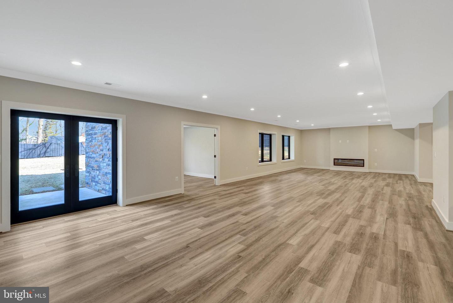 7916 LEWINSVILLE RD, MCLEAN, Virginia 22102, 6 Bedrooms Bedrooms, ,6 BathroomsBathrooms,Residential,For sale,7916 LEWINSVILLE RD,VAFX2239420 MLS # VAFX2239420