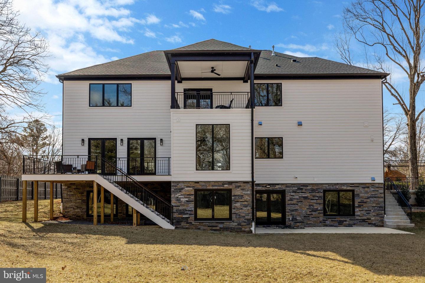 7916 LEWINSVILLE RD, MCLEAN, Virginia 22102, 6 Bedrooms Bedrooms, ,6 BathroomsBathrooms,Residential,For sale,7916 LEWINSVILLE RD,VAFX2239420 MLS # VAFX2239420