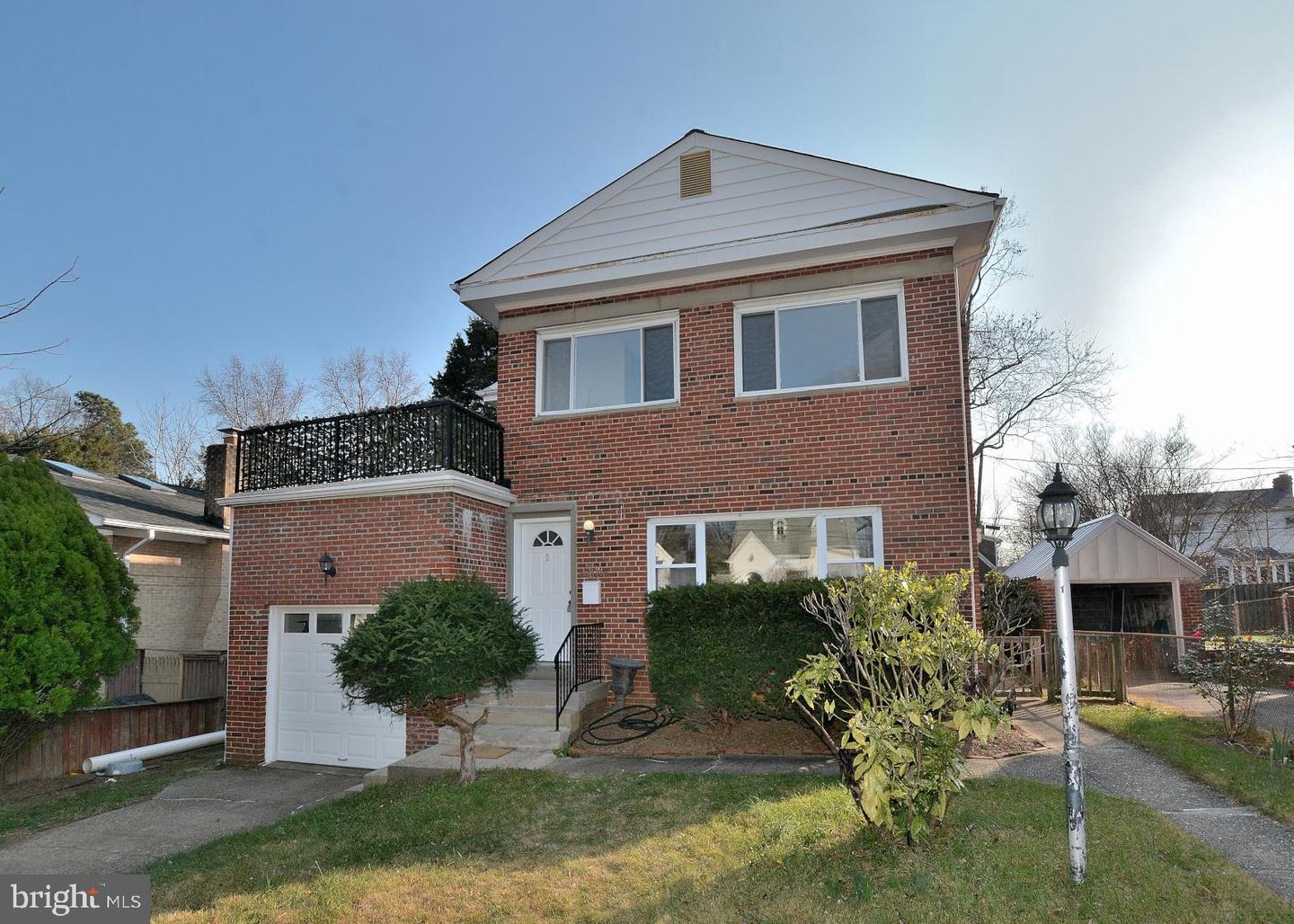 2626 12TH ST S #1, ARLINGTON, Virginia 22204, 4 Bedrooms Bedrooms, ,4 BathroomsBathrooms,Residential,For sale,2626 12TH ST S #1,VAAR2057214 MLS # VAAR2057214
