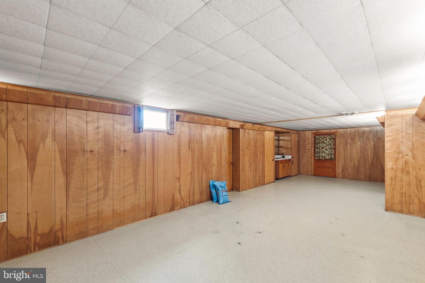 423 W MONMOUTH ST, WINCHESTER, Virginia 22601, 3 Bedrooms Bedrooms, ,2 BathroomsBathrooms,Residential,For sale,423 W MONMOUTH ST,VAWI2007646 MLS # VAWI2007646
