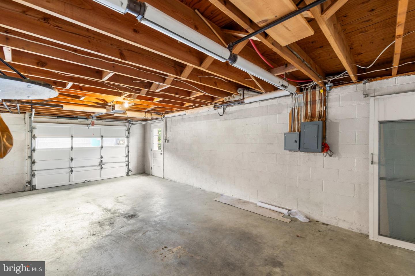 423 W MONMOUTH ST, WINCHESTER, Virginia 22601, 3 Bedrooms Bedrooms, ,2 BathroomsBathrooms,Residential,For sale,423 W MONMOUTH ST,VAWI2007646 MLS # VAWI2007646