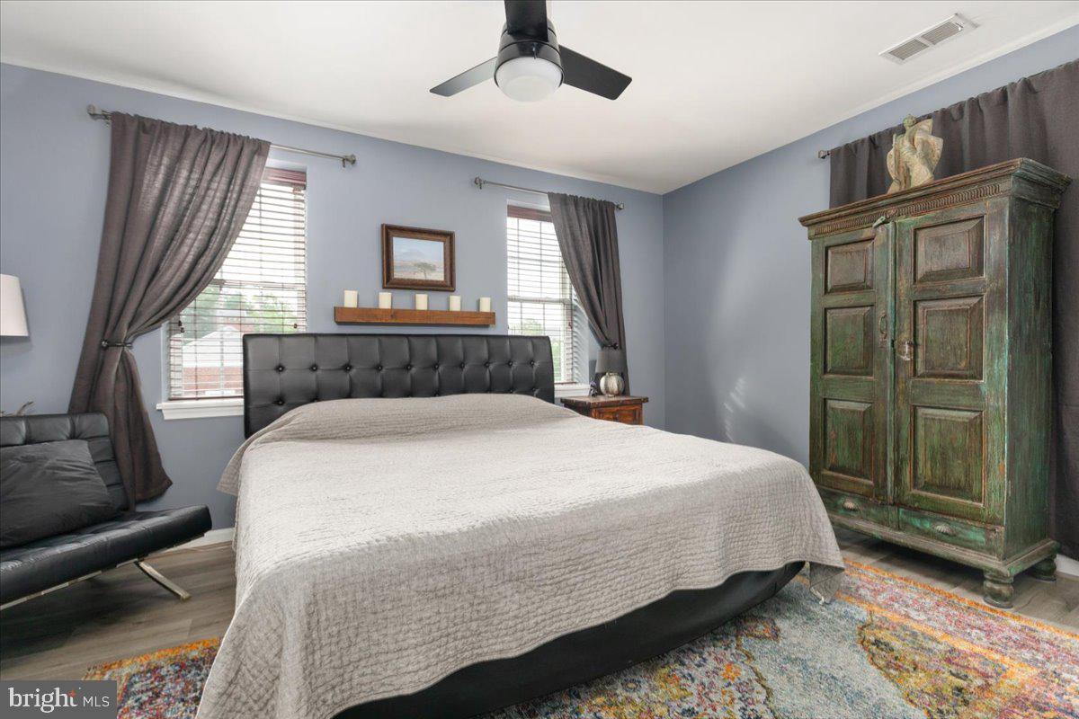 2922 S BUCHANAN ST #C1, ARLINGTON, Virginia 22206, 2 Bedrooms Bedrooms, ,1 BathroomBathrooms,Residential,For sale,2922 S BUCHANAN ST #C1,VAAR2057220 MLS # VAAR2057220