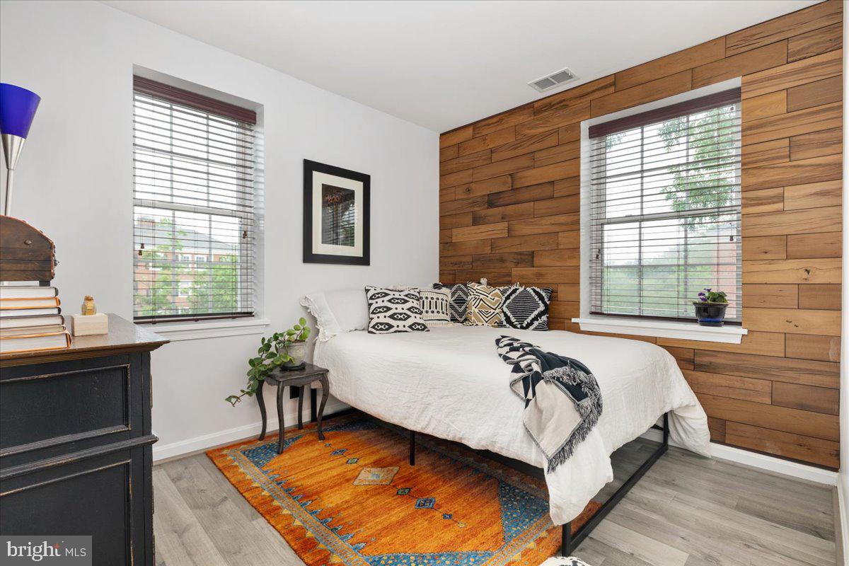 2922 S BUCHANAN ST #C1, ARLINGTON, Virginia 22206, 2 Bedrooms Bedrooms, ,1 BathroomBathrooms,Residential,For sale,2922 S BUCHANAN ST #C1,VAAR2057220 MLS # VAAR2057220