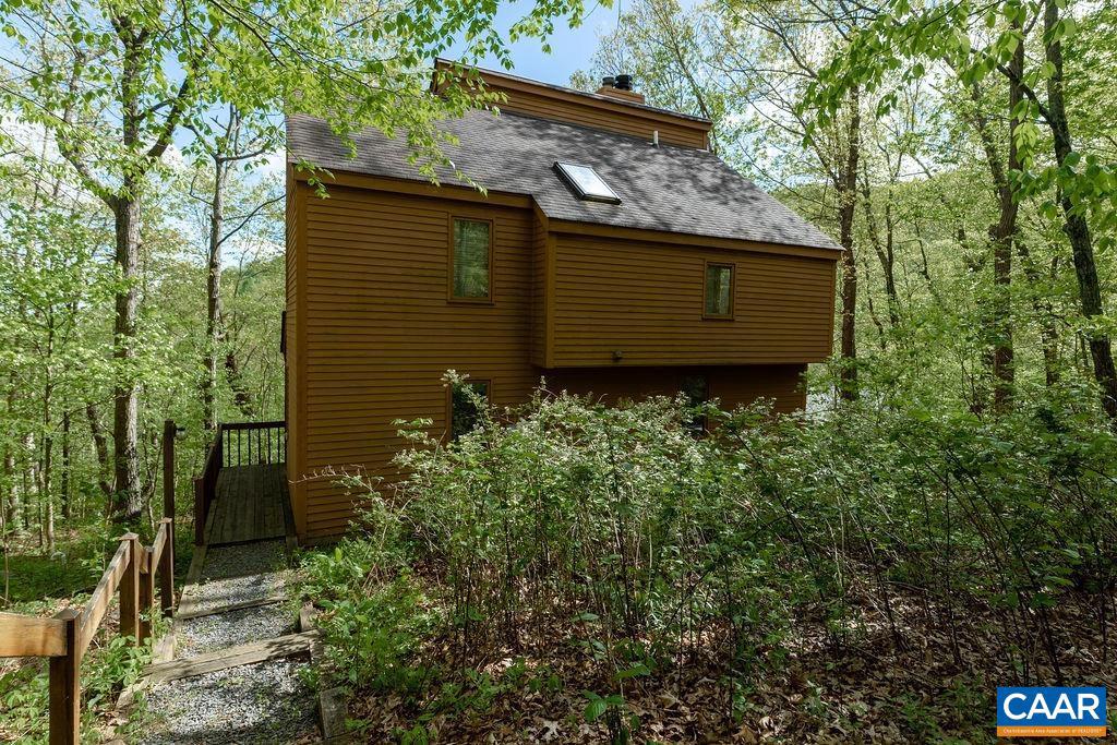65 LADYSLIPPER LN, WINTERGREEN RESORT, Virginia 22967, 4 Bedrooms Bedrooms, ,2 BathroomsBathrooms,Residential,For sale,65 LADYSLIPPER LN,664246 MLS # 664246
