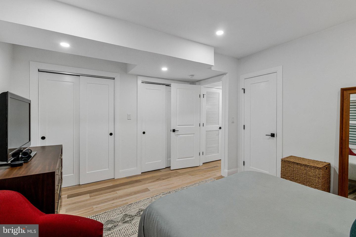 1440 OAK ST NW #1, WASHINGTON, District Of Columbia 20010, 2 Bedrooms Bedrooms, ,2 BathroomsBathrooms,Residential,For sale,1440 OAK ST NW #1,DCDC2199660 MLS # DCDC2199660