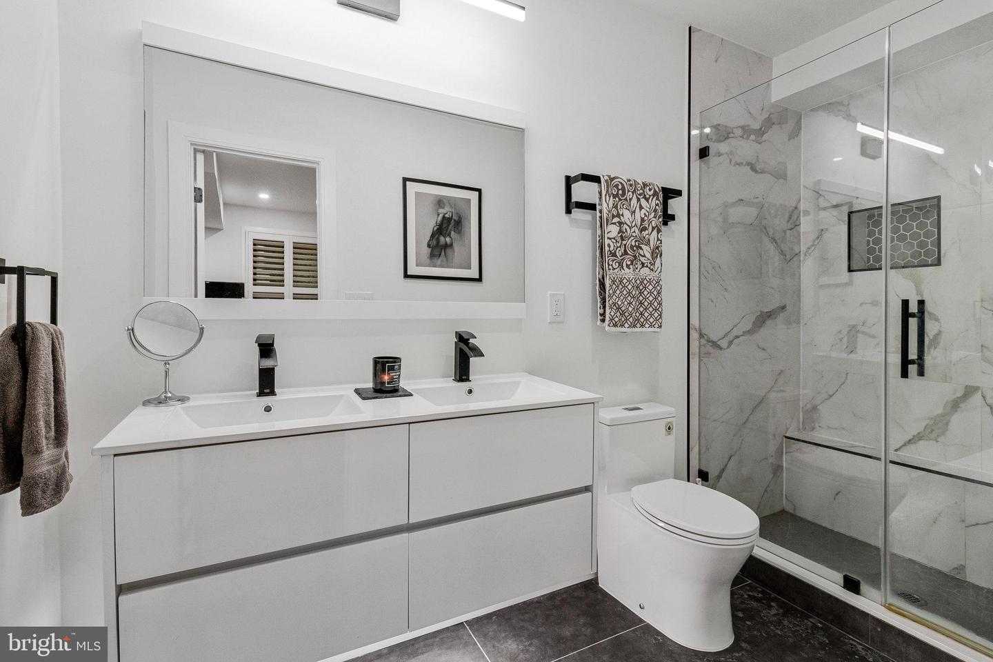 1440 OAK ST NW #1, WASHINGTON, District Of Columbia 20010, 2 Bedrooms Bedrooms, ,2 BathroomsBathrooms,Residential,For sale,1440 OAK ST NW #1,DCDC2199660 MLS # DCDC2199660