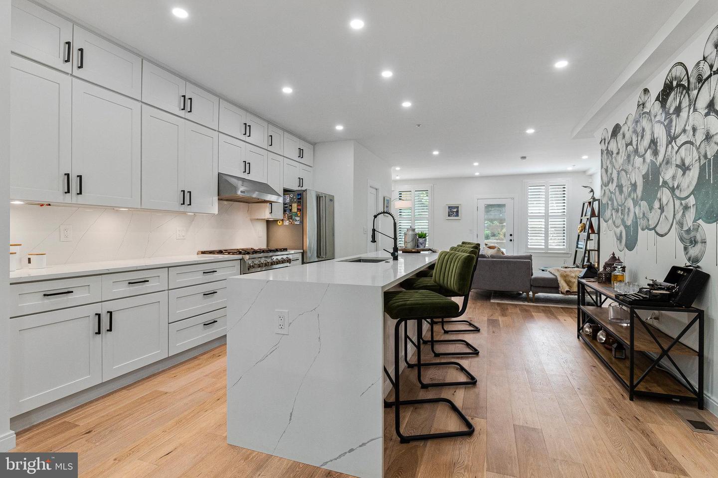 1440 OAK ST NW #1, WASHINGTON, District Of Columbia 20010, 2 Bedrooms Bedrooms, ,2 BathroomsBathrooms,Residential,For sale,1440 OAK ST NW #1,DCDC2199660 MLS # DCDC2199660