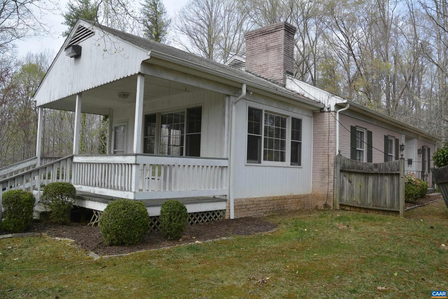 1104 HIGH ST, FARMVILLE, Virginia 23901, 3 Bedrooms Bedrooms, ,3 BathroomsBathrooms,Residential,For sale,1104 HIGH ST,664250 MLS # 664250