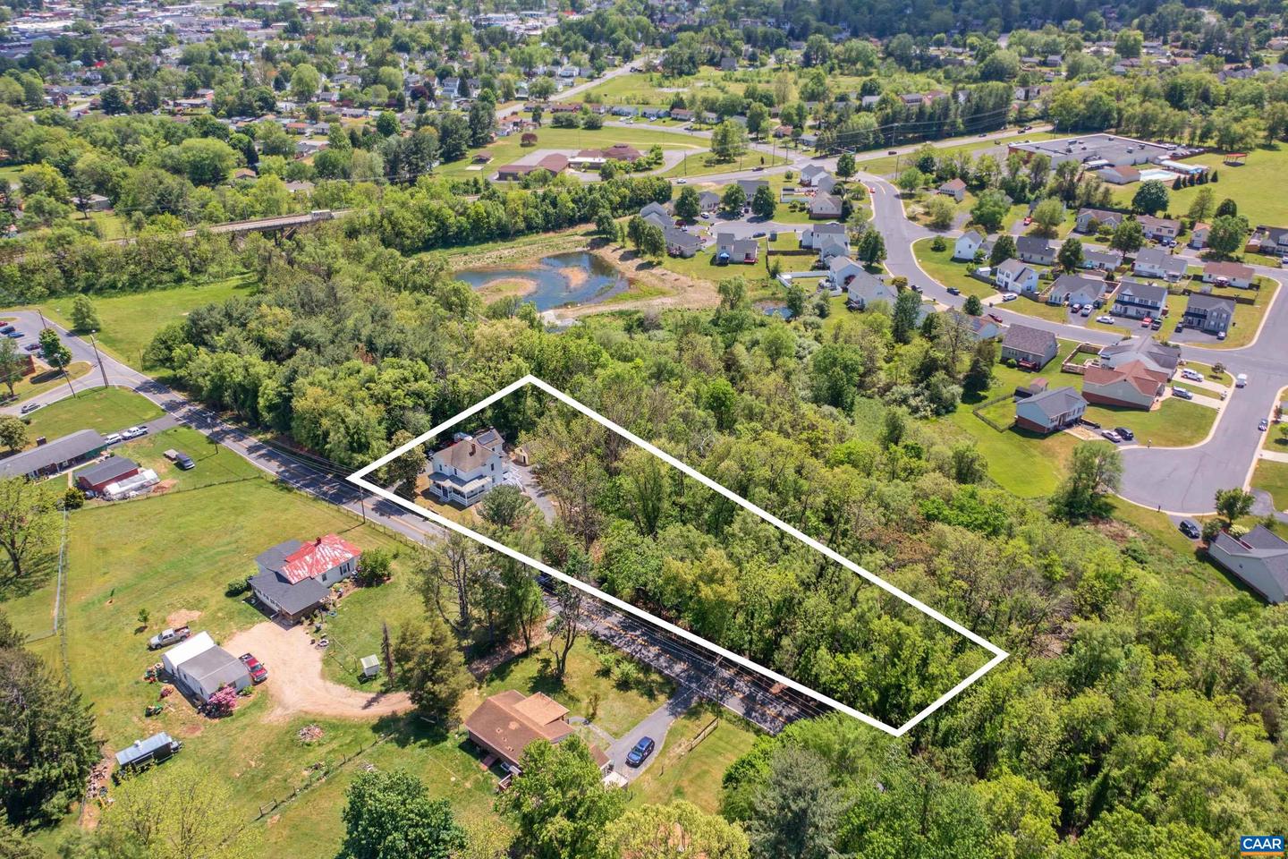 2010 WHITE BRIDGE RD, WAYNESBORO, Virginia 22980, 4 Bedrooms Bedrooms, ,1 BathroomBathrooms,Residential,For sale,2010 WHITE BRIDGE RD,664251 MLS # 664251