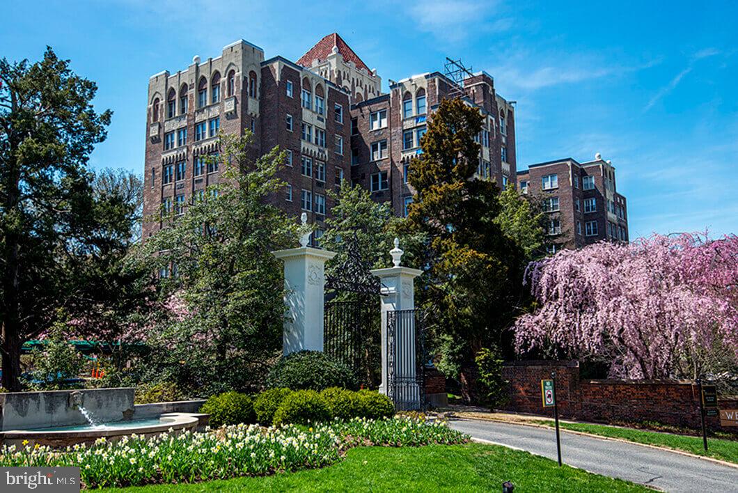 4000 CATHEDRAL AVE NW #218B, WASHINGTON, District Of Columbia 20016, ,1 BathroomBathrooms,Residential,For sale,4000 CATHEDRAL AVE NW #218B,DCDC2199590 MLS # DCDC2199590
