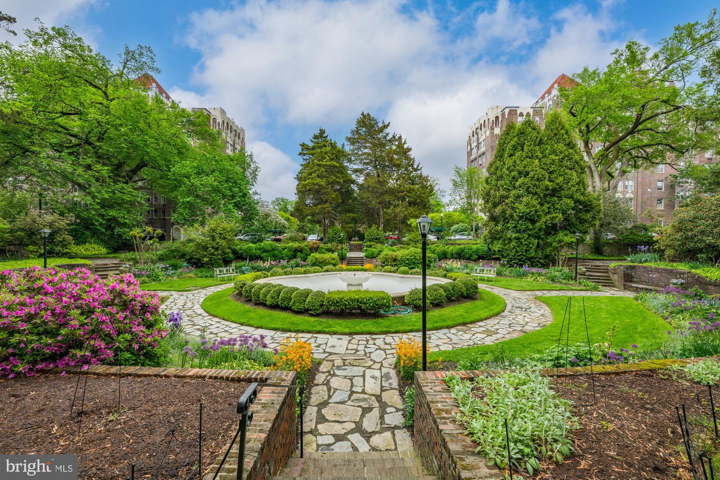 4000 CATHEDRAL AVE NW #218B, WASHINGTON, District Of Columbia 20016, ,1 BathroomBathrooms,Residential,For sale,4000 CATHEDRAL AVE NW #218B,DCDC2199590 MLS # DCDC2199590