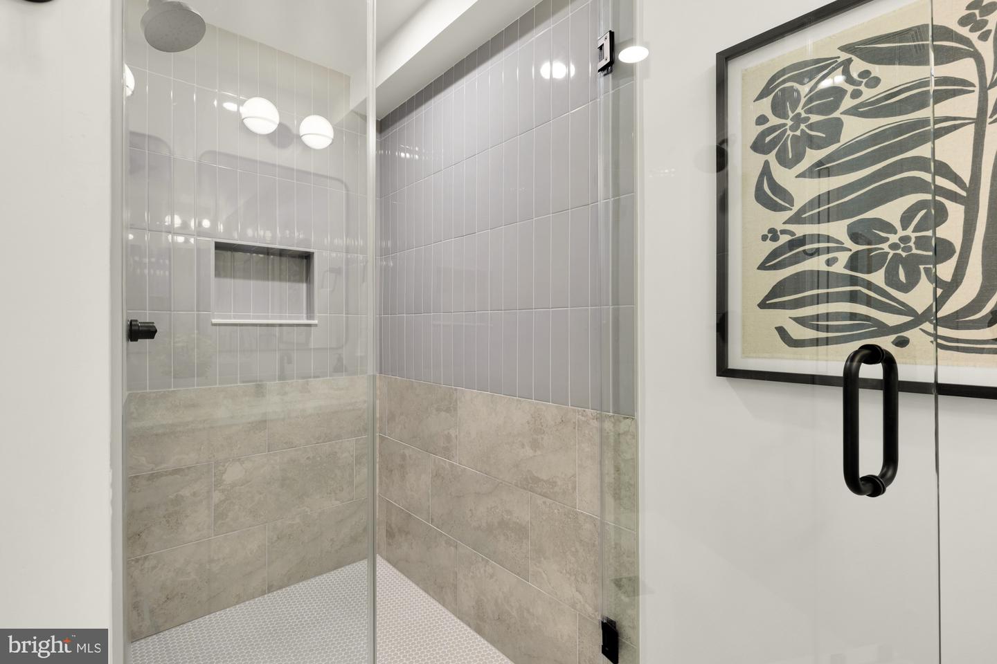 1325 ORREN ST NE #4, WASHINGTON, District Of Columbia 20002, 3 Bedrooms Bedrooms, ,3 BathroomsBathrooms,Residential,For sale,1325 ORREN ST NE #4,DCDC2199596 MLS # DCDC2199596
