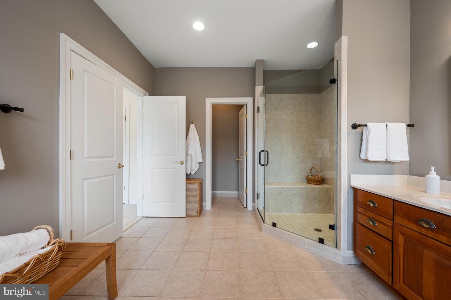 20880 ECKBO DR, LEESBURG, Virginia 20175, 5 Bedrooms Bedrooms, ,4 BathroomsBathrooms,Residential,For sale,20880 ECKBO DR,VALO2095930 MLS # VALO2095930