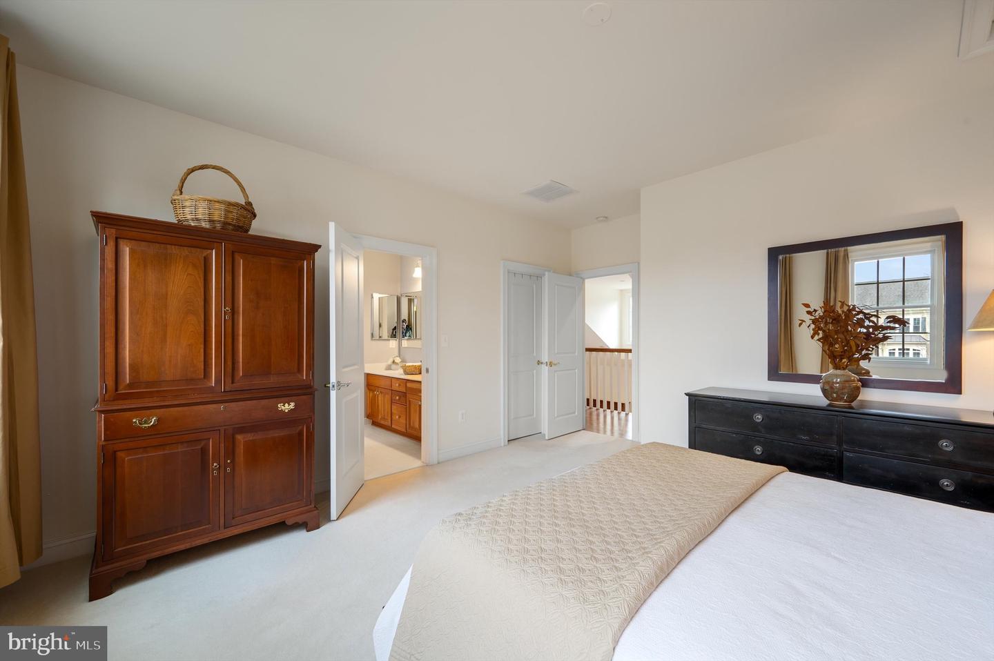 20880 ECKBO DR, LEESBURG, Virginia 20175, 5 Bedrooms Bedrooms, ,4 BathroomsBathrooms,Residential,For sale,20880 ECKBO DR,VALO2095930 MLS # VALO2095930