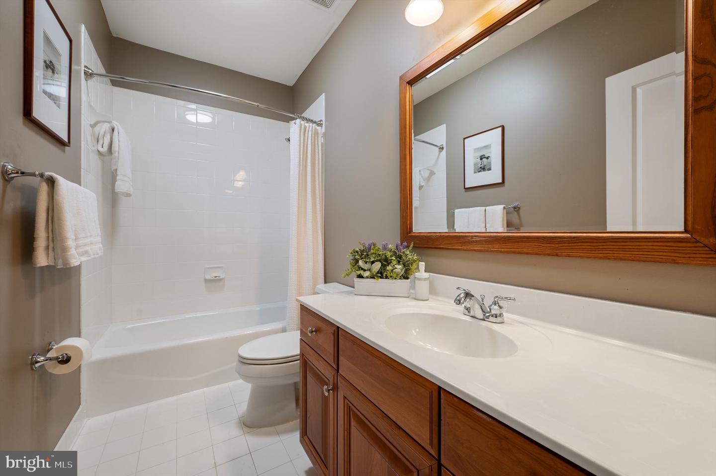 20880 ECKBO DR, LEESBURG, Virginia 20175, 5 Bedrooms Bedrooms, ,4 BathroomsBathrooms,Residential,For sale,20880 ECKBO DR,VALO2095930 MLS # VALO2095930
