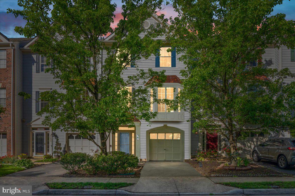 21631 KINGS CROSSING TER, ASHBURN, Virginia 20147, 3 Bedrooms Bedrooms, ,2 BathroomsBathrooms,Residential,For sale,21631 KINGS CROSSING TER,VALO2095958 MLS # VALO2095958