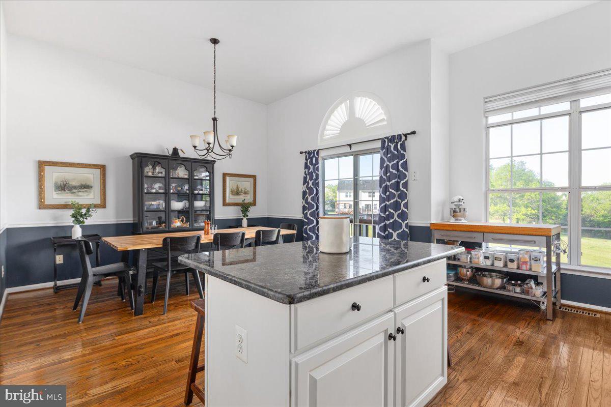 21631 KINGS CROSSING TER, ASHBURN, Virginia 20147, 3 Bedrooms Bedrooms, ,2 BathroomsBathrooms,Residential,For sale,21631 KINGS CROSSING TER,VALO2095958 MLS # VALO2095958