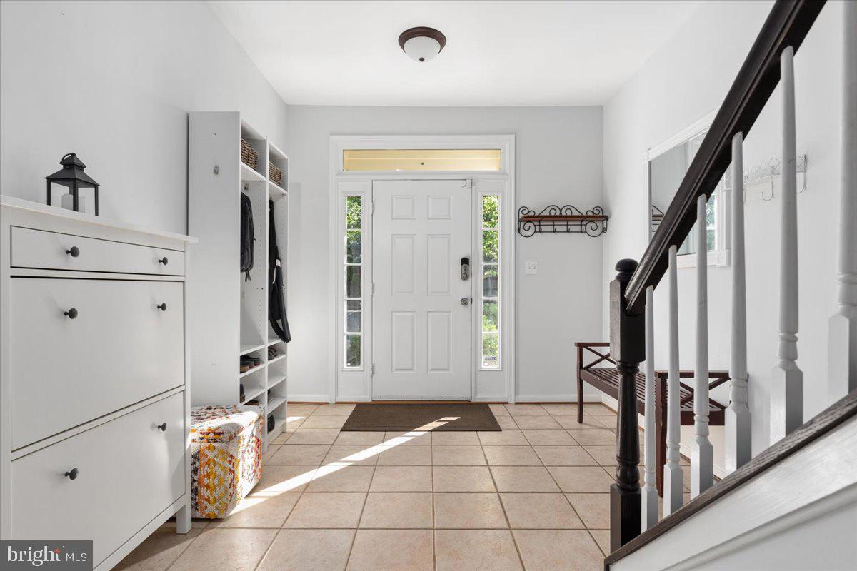 21631 KINGS CROSSING TER, ASHBURN, Virginia 20147, 3 Bedrooms Bedrooms, ,2 BathroomsBathrooms,Residential,For sale,21631 KINGS CROSSING TER,VALO2095958 MLS # VALO2095958