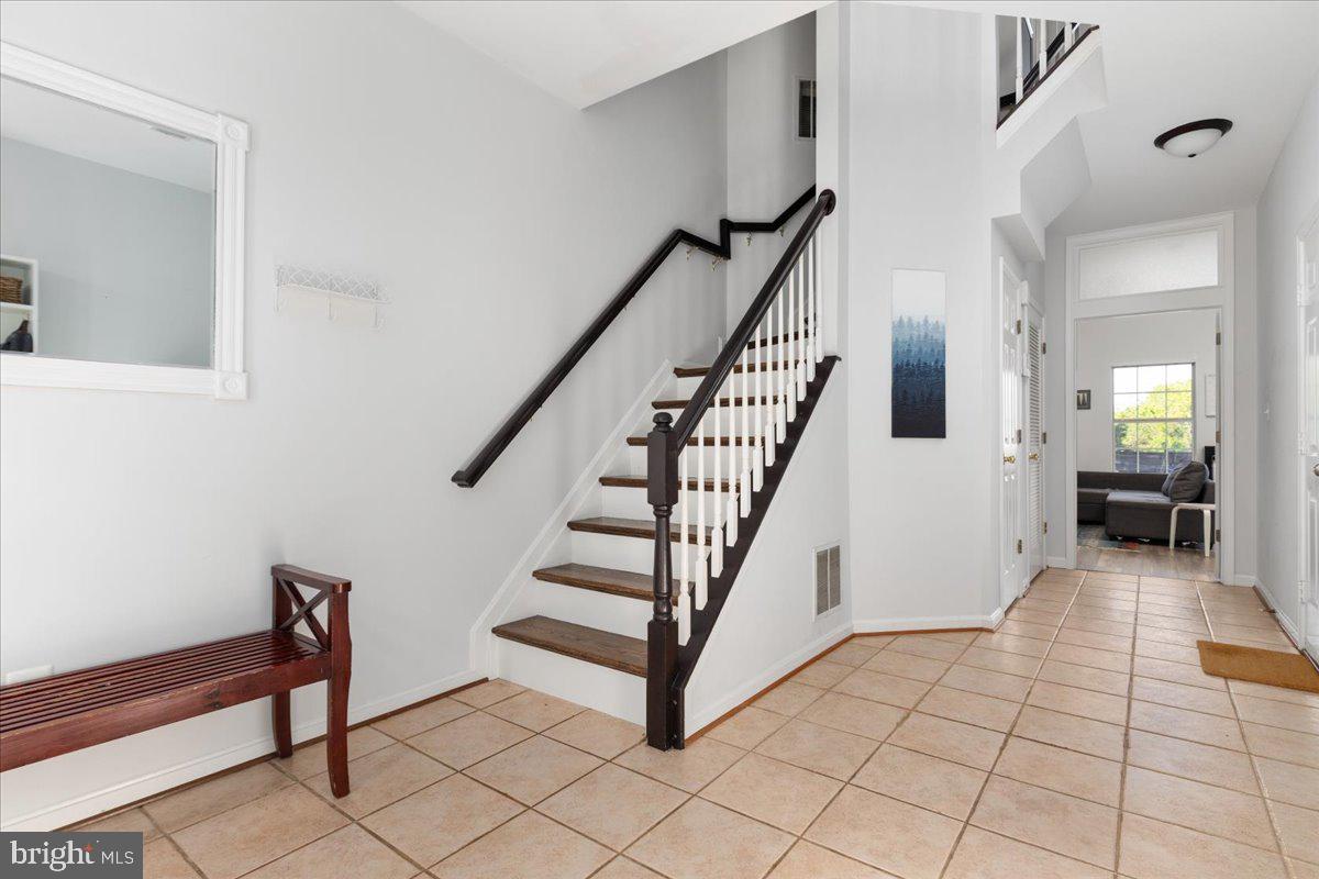 21631 KINGS CROSSING TER, ASHBURN, Virginia 20147, 3 Bedrooms Bedrooms, ,2 BathroomsBathrooms,Residential,For sale,21631 KINGS CROSSING TER,VALO2095958 MLS # VALO2095958