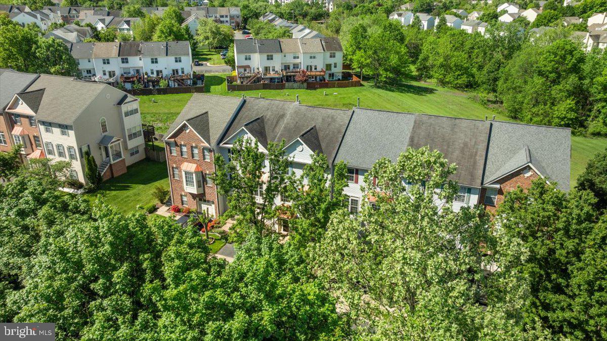 21631 KINGS CROSSING TER, ASHBURN, Virginia 20147, 3 Bedrooms Bedrooms, ,2 BathroomsBathrooms,Residential,For sale,21631 KINGS CROSSING TER,VALO2095958 MLS # VALO2095958