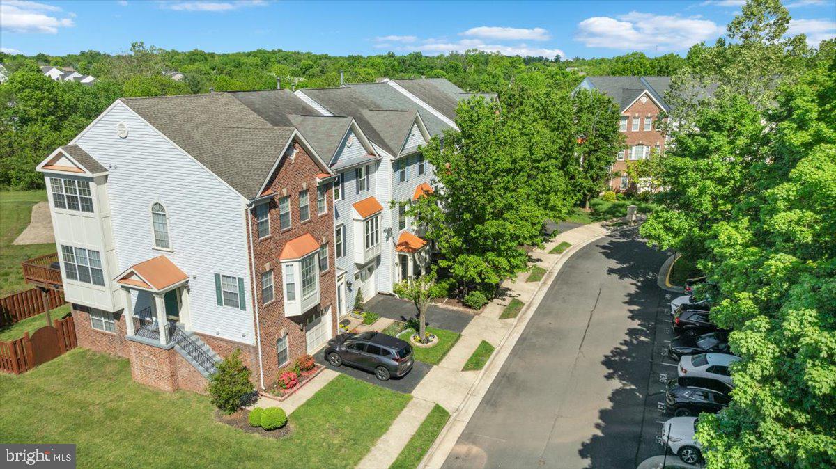 21631 KINGS CROSSING TER, ASHBURN, Virginia 20147, 3 Bedrooms Bedrooms, ,2 BathroomsBathrooms,Residential,For sale,21631 KINGS CROSSING TER,VALO2095958 MLS # VALO2095958