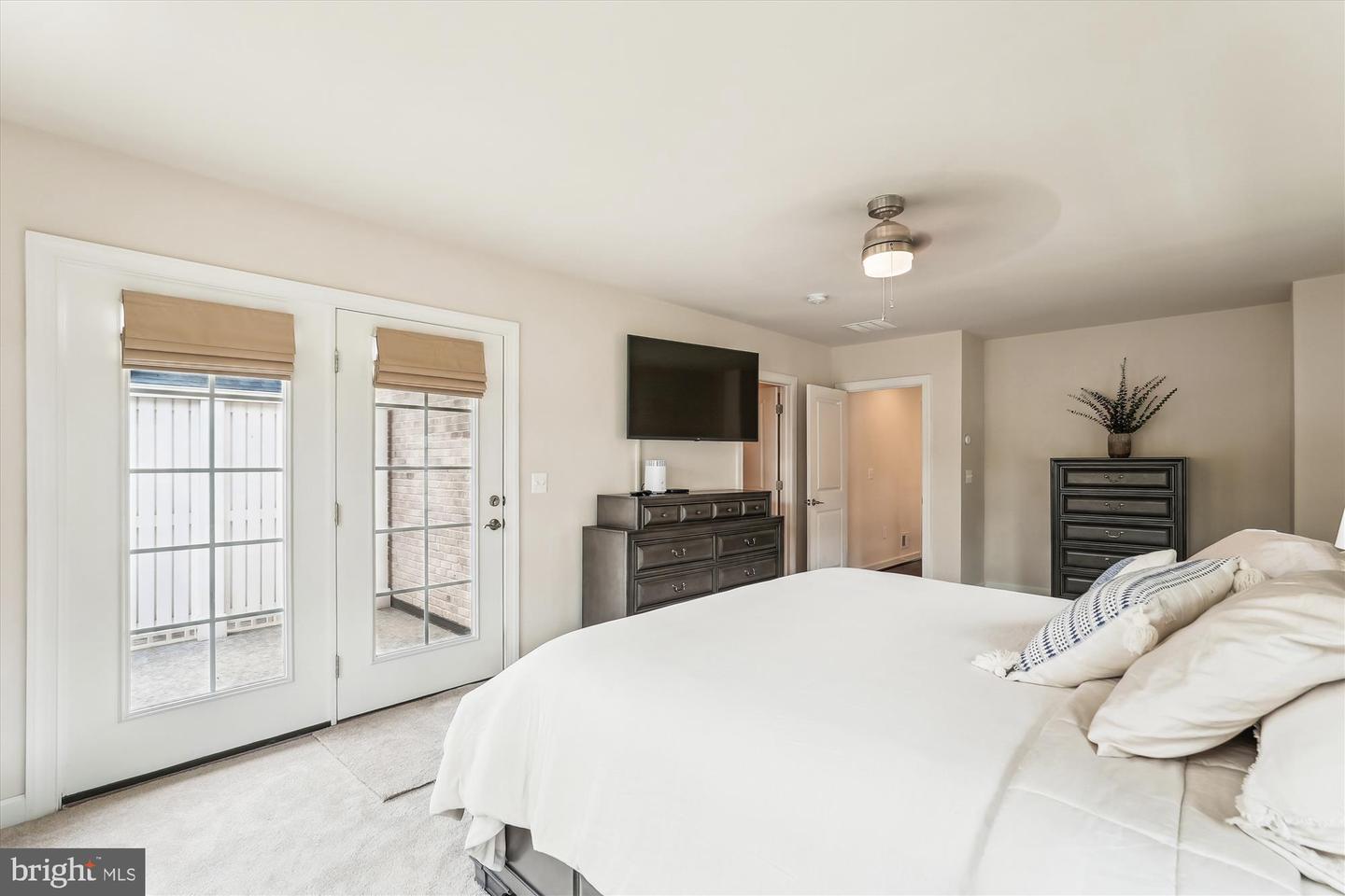 7974 TURTLE CREEK CIR, GAINESVILLE, Virginia 20155, 4 Bedrooms Bedrooms, ,4 BathroomsBathrooms,Residential,For sale,7974 TURTLE CREEK CIR,VAPW2094298 MLS # VAPW2094298