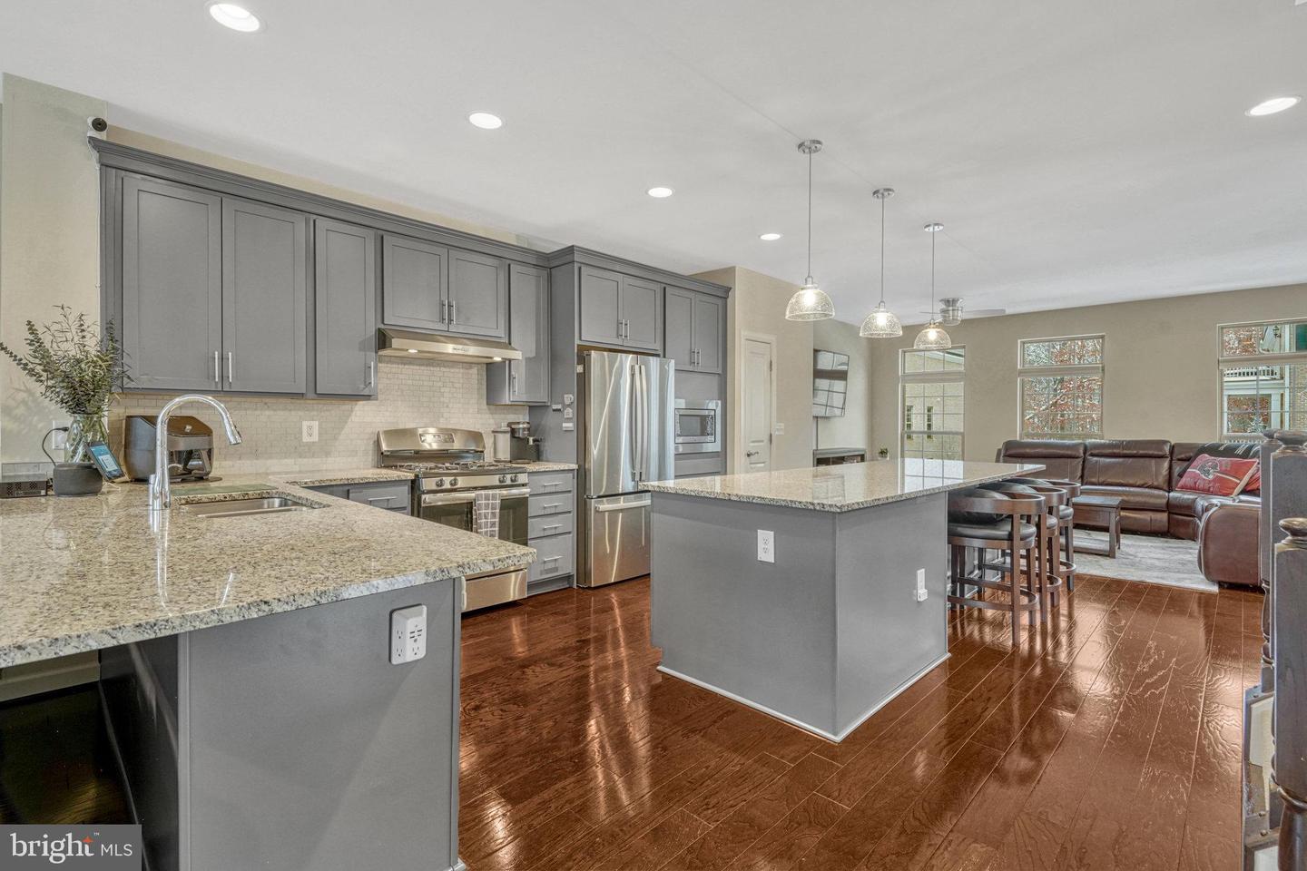 7974 TURTLE CREEK CIR, GAINESVILLE, Virginia 20155, 4 Bedrooms Bedrooms, ,4 BathroomsBathrooms,Residential,For sale,7974 TURTLE CREEK CIR,VAPW2094298 MLS # VAPW2094298