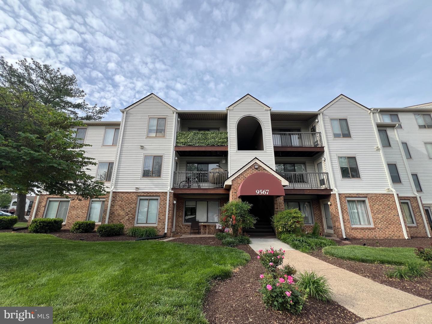 9567 COGGS BILL DR #204, MANASSAS, Virginia 20110, 1 Bedroom Bedrooms, ,1 BathroomBathrooms,Residential,For sale,9567 COGGS BILL DR #204,VAMN2008290 MLS # VAMN2008290