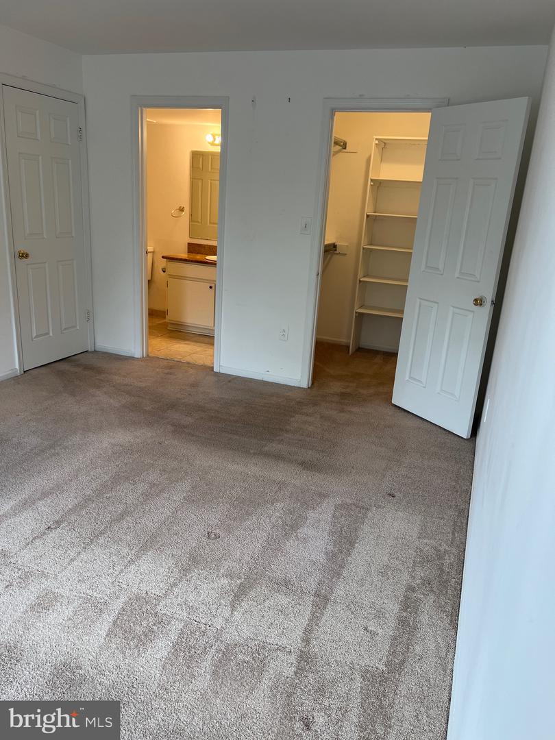 9567 COGGS BILL DR #204, MANASSAS, Virginia 20110, 1 Bedroom Bedrooms, ,1 BathroomBathrooms,Residential,For sale,9567 COGGS BILL DR #204,VAMN2008290 MLS # VAMN2008290