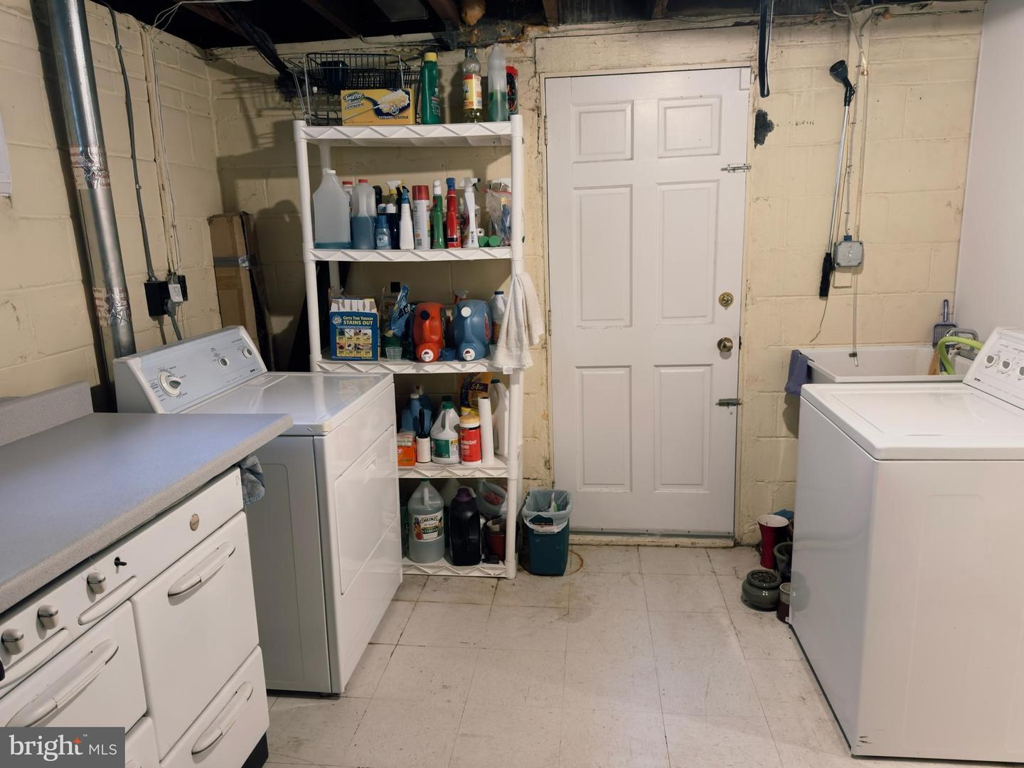 1309 S QUINCY ST, ARLINGTON, Virginia 22204, 4 Bedrooms Bedrooms, 7 Rooms Rooms,2 BathroomsBathrooms,Residential,For sale,1309 S QUINCY ST,VAAR2057258 MLS # VAAR2057258