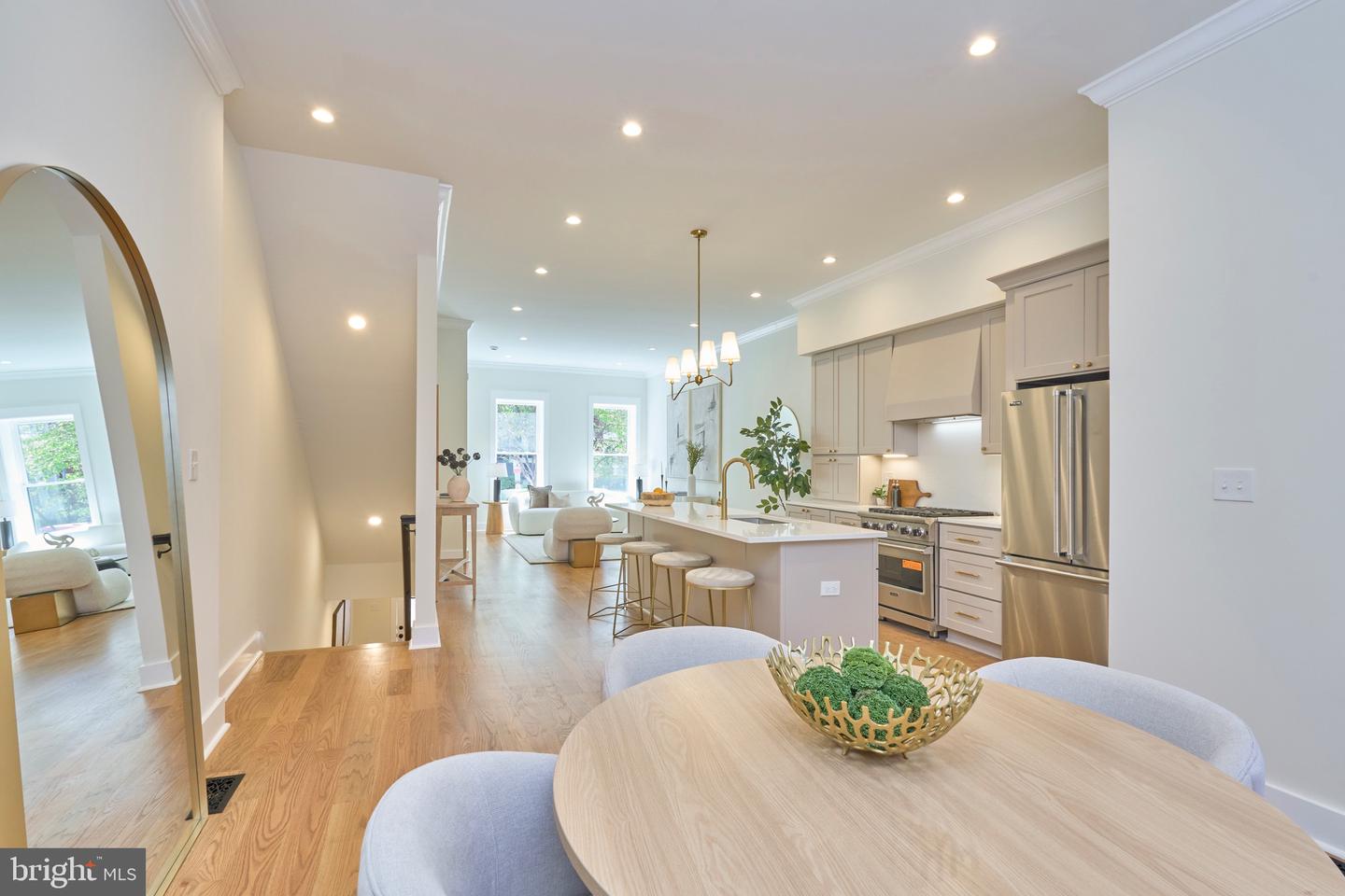 309 M ST NW #B, WASHINGTON, District Of Columbia 20001, 3 Bedrooms Bedrooms, ,2 BathroomsBathrooms,Residential,For sale,309 M ST NW #B,DCDC2199760 MLS # DCDC2199760
