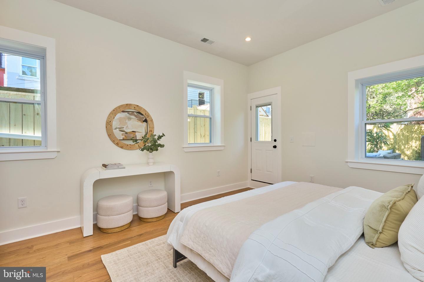 309 M ST NW #B, WASHINGTON, District Of Columbia 20001, 3 Bedrooms Bedrooms, ,2 BathroomsBathrooms,Residential,For sale,309 M ST NW #B,DCDC2199760 MLS # DCDC2199760
